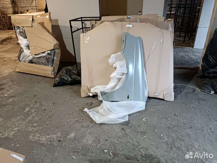 Крыло левое Лада приора тлт