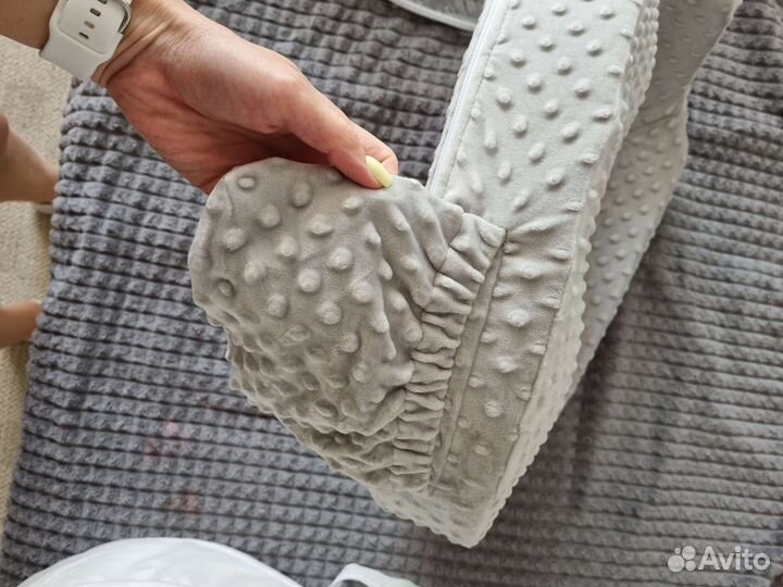 Подушка для кормления грудью