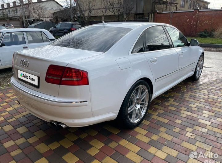 Audi S8 5.2 AT, 2008, 250 000 км