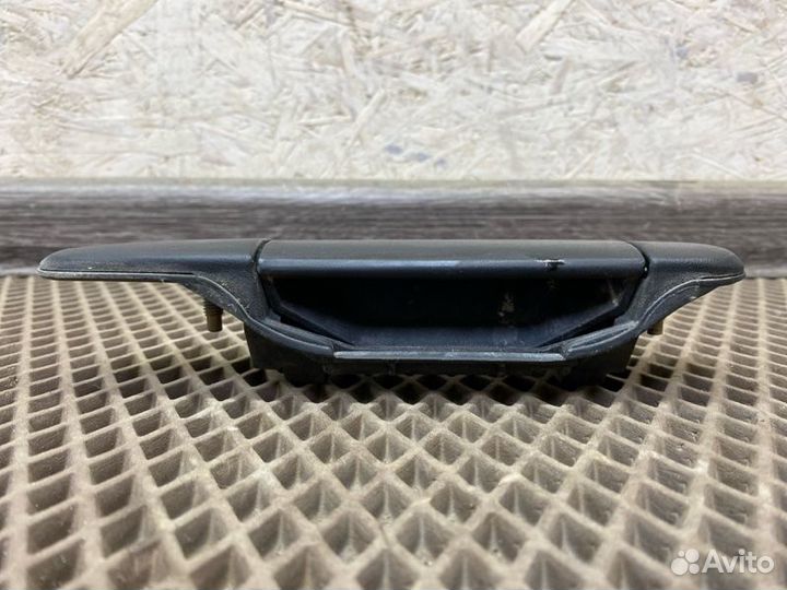 Ручка двери внешняя левая Nissan Primera 1.6 P11