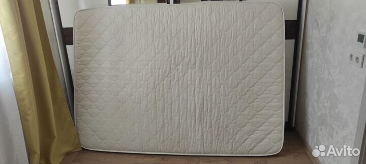 Матрас 140х200 беспружинный