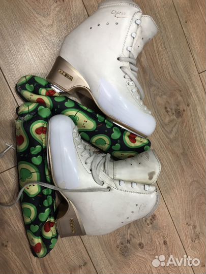 Коньки Edea chorus 230+ лезвия Matrix Supreme 8.5