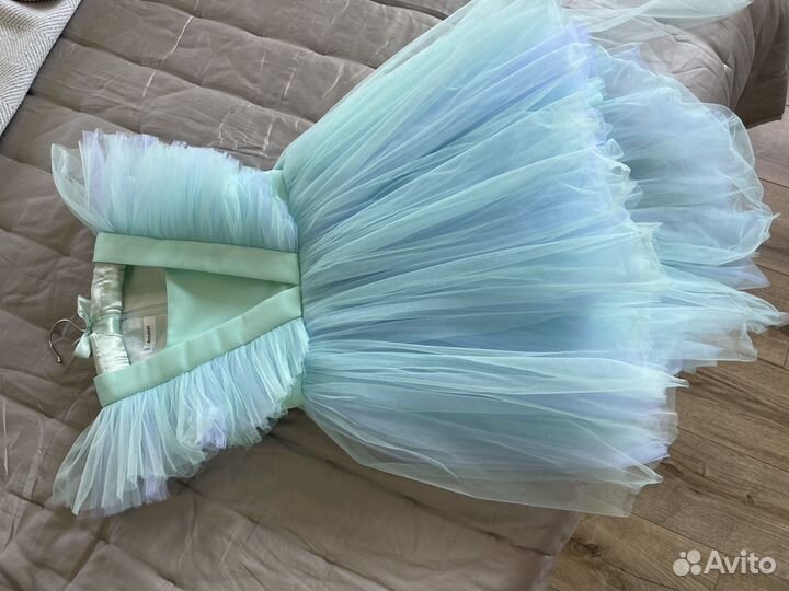 Платье праздничное 128