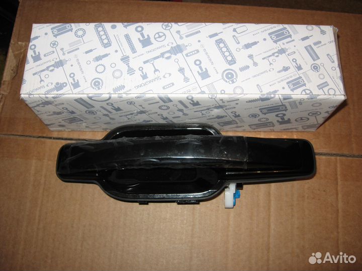 SsangYong Actyon Sports Ручка правой двери перед