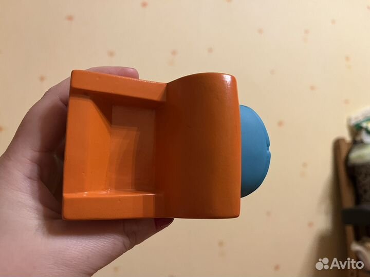 Резиновый Лева грузовичок