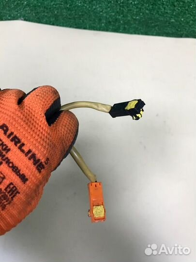 Шлейф подрулевой Toyota Avensis AZT250 1AZ-FSE