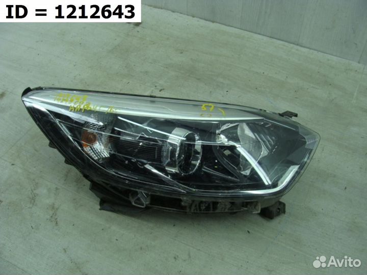 Фара правая Renault Kaptur