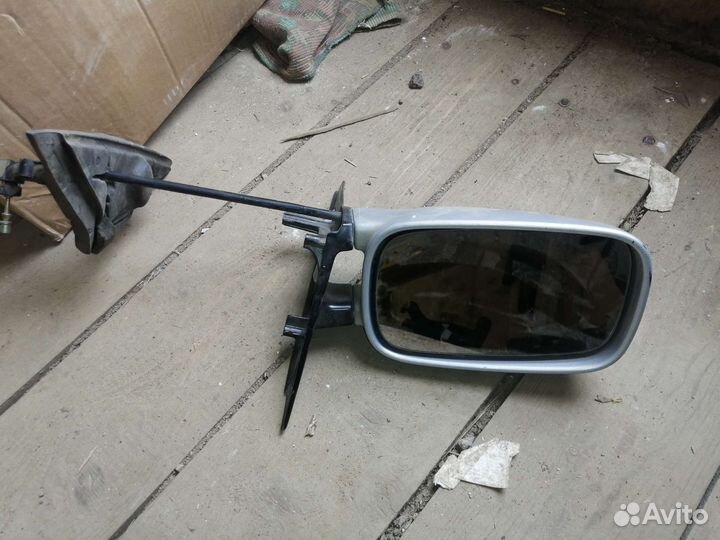 Зеркало левое Volkswagen Passat b4