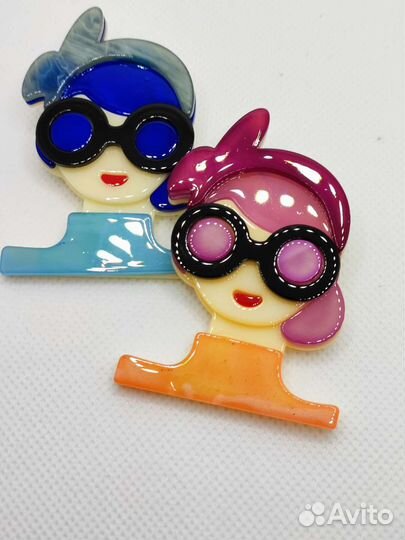 Модная брошь/ стильное украшение/брошь