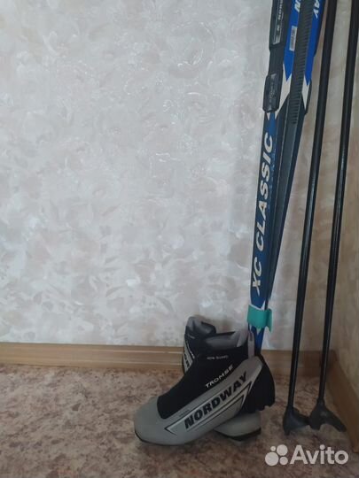 Лыжи беговые, ботинки, палки