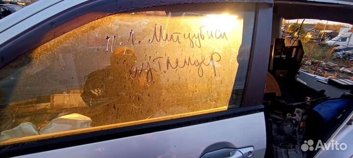 Стекло mitsubishi outlander