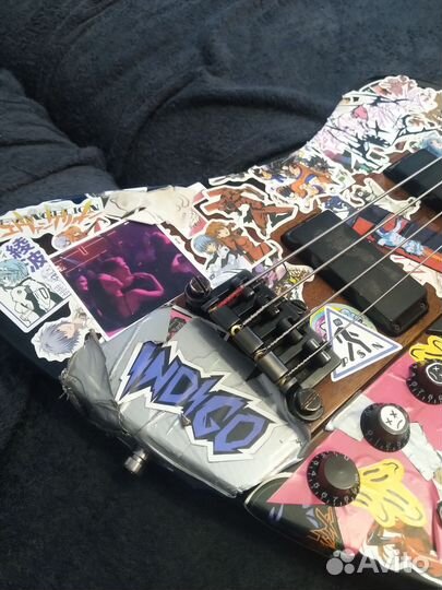 Бас гитара thunderbird