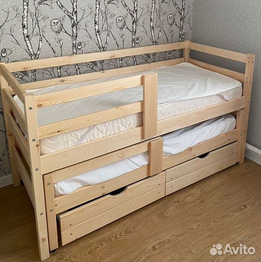 Двухъярусная кровать детская