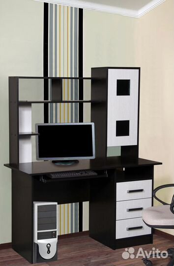 Компьютерный стол