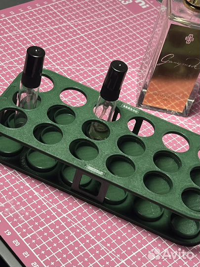 Стойка стенд для разливанта пробников парфюма