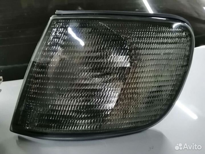 Поворотники передние black Ауди 100 С4/45, S4 C4