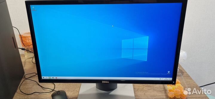 Монитор Dell 23