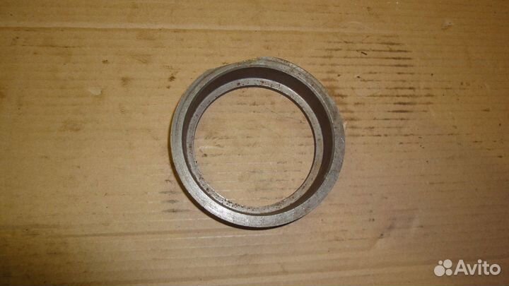 Стакан под-ка 407 дт 77.37.108