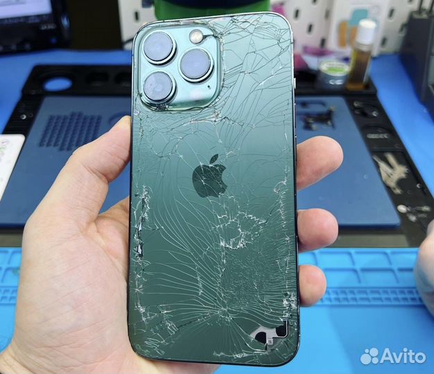 Замена заднего стекла iPhone