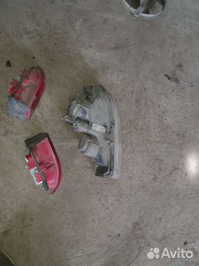 Фара на альфа Ромео 156