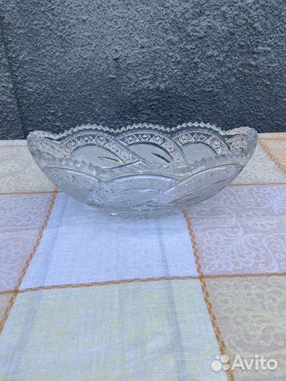 Хрустальная ваза