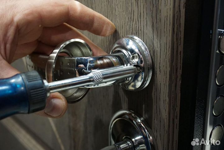 Вскрытие, замена и ремонт замка частным мастером