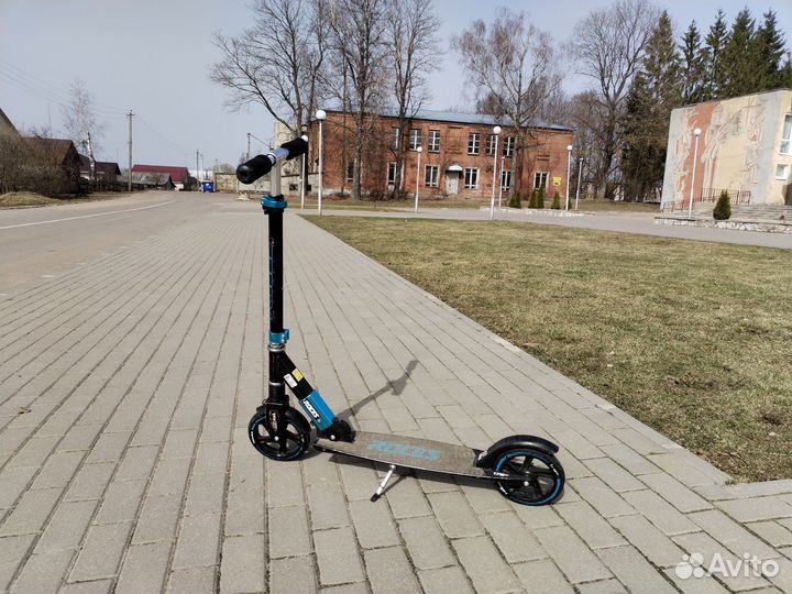 Самокат для взрослых и детей