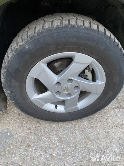 Pirelli Ice Zero 215/65 R16 102T