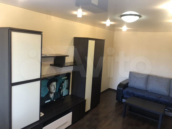 2-к. квартира, 47 м², 8/9 эт.