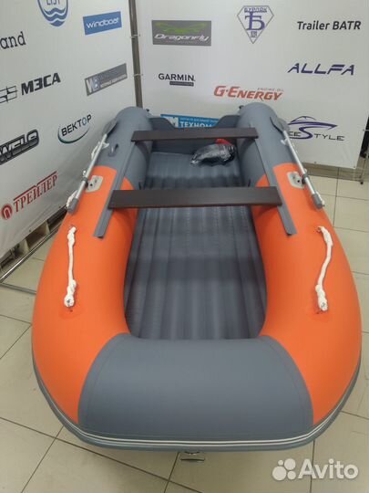 Надувная лодка Gladiator E350S