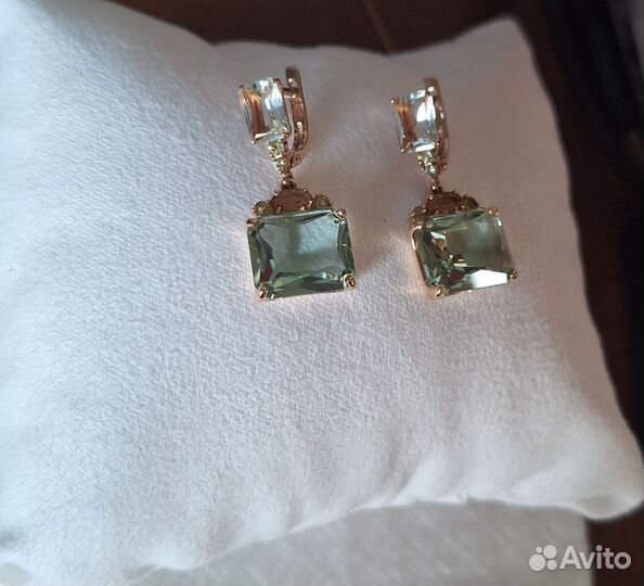 Золотые серьги 585 пробы с хризолитами и аметистом