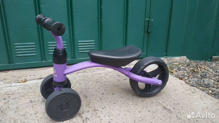 Беговел детский на 2 годика