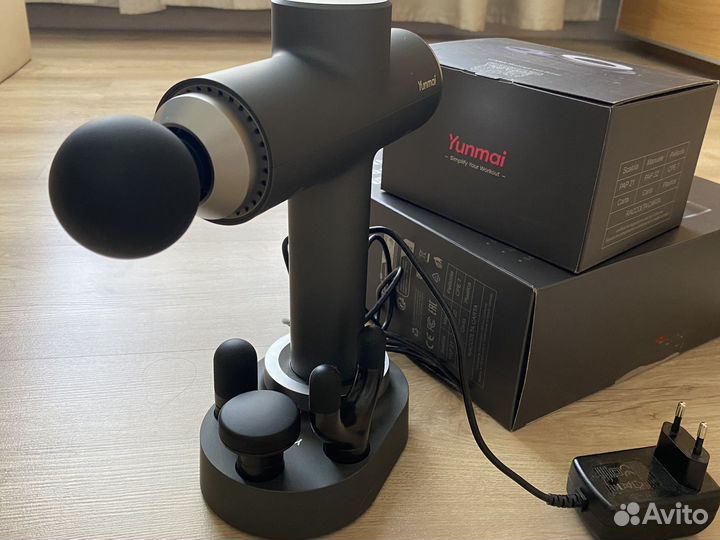 Перкуссионный массажер yunmai