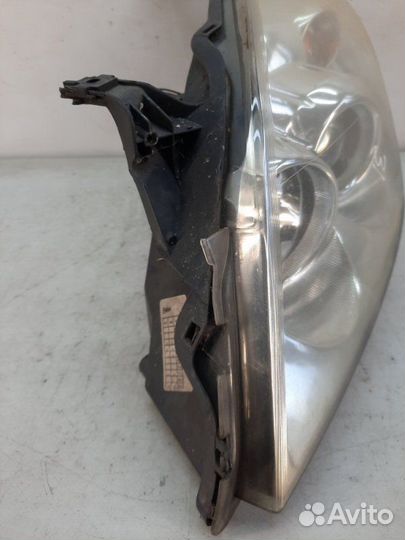 Фара передняя левая Opel Vectra универсал 1.8