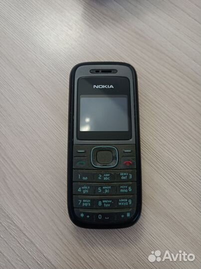 Nokia 1208
