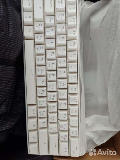 Механическая клавиатура беспроводная