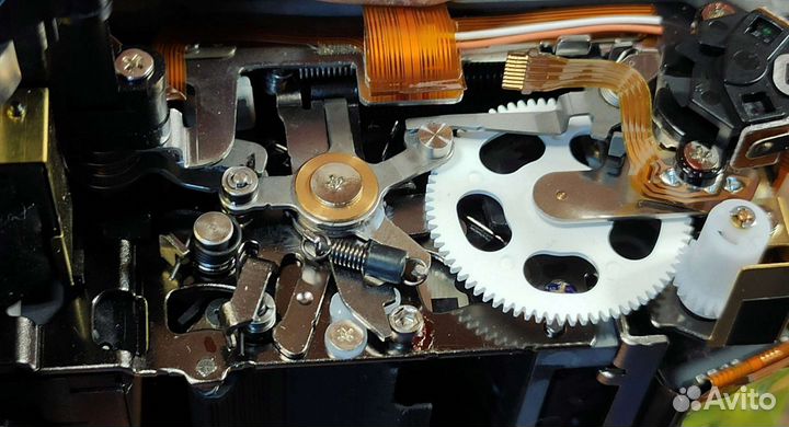 Мастер. Ремонт пленочных фотоаппаратов