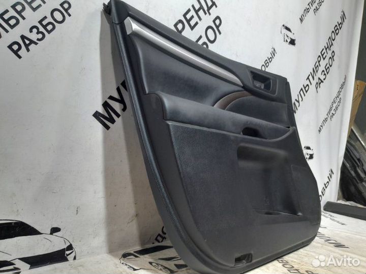 Обшивка передней левой двери Toyota Highlander 3