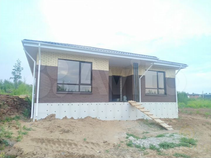 Коттедж 97 м² на участке 9,6 сот.