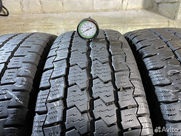 Continental VancoFourSeason 2 225/75 R16C