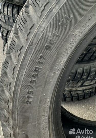 Kumho I'Zen KW22 215/55 R17