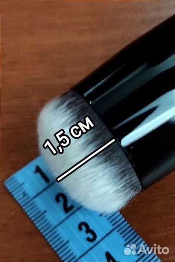 Кисть д/макияжа новая