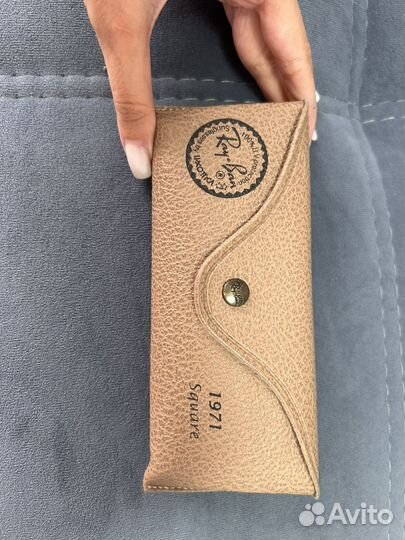 Солнцезащитные очки женские ray ban