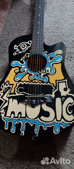 Гитара + чехол Belucci