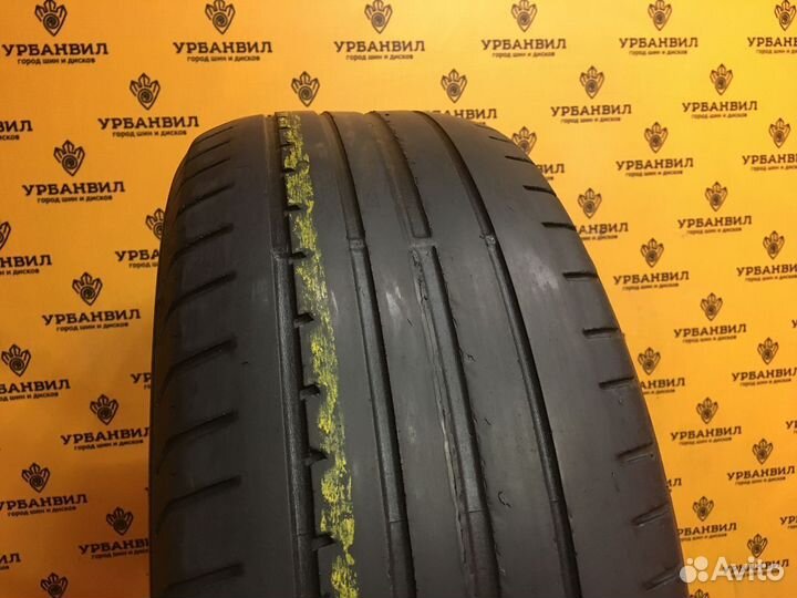 Goodyear EfficientGrip 215/55 R16 93V