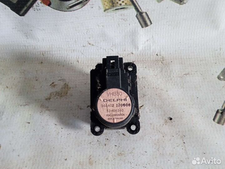 Сервопривод заслонки печки Opel Astra h