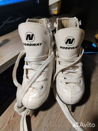Коньки фигурные детские Nordway Bella 26 размер