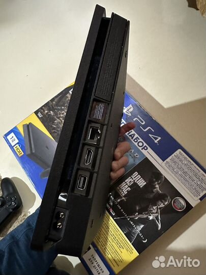 Sony PS4 slim 1tb