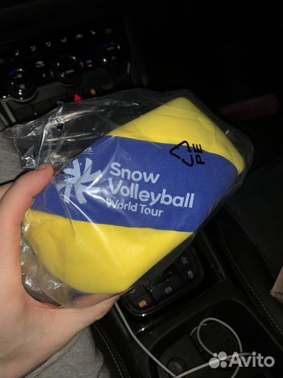 Мяч для снежного волейбола. оригинал mikasa