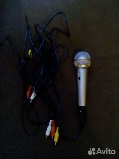 DVD плеер (LG) с функцией караоке продаю